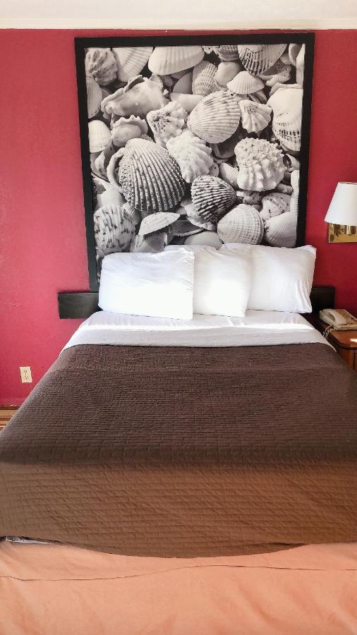 Royal Palace Inn And Suites Myrtle Beach Ocean Blvd Bagian luar foto