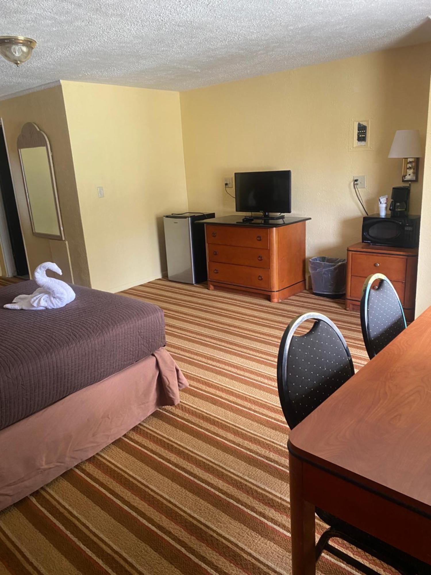Royal Palace Inn And Suites Myrtle Beach Ocean Blvd Bagian luar foto