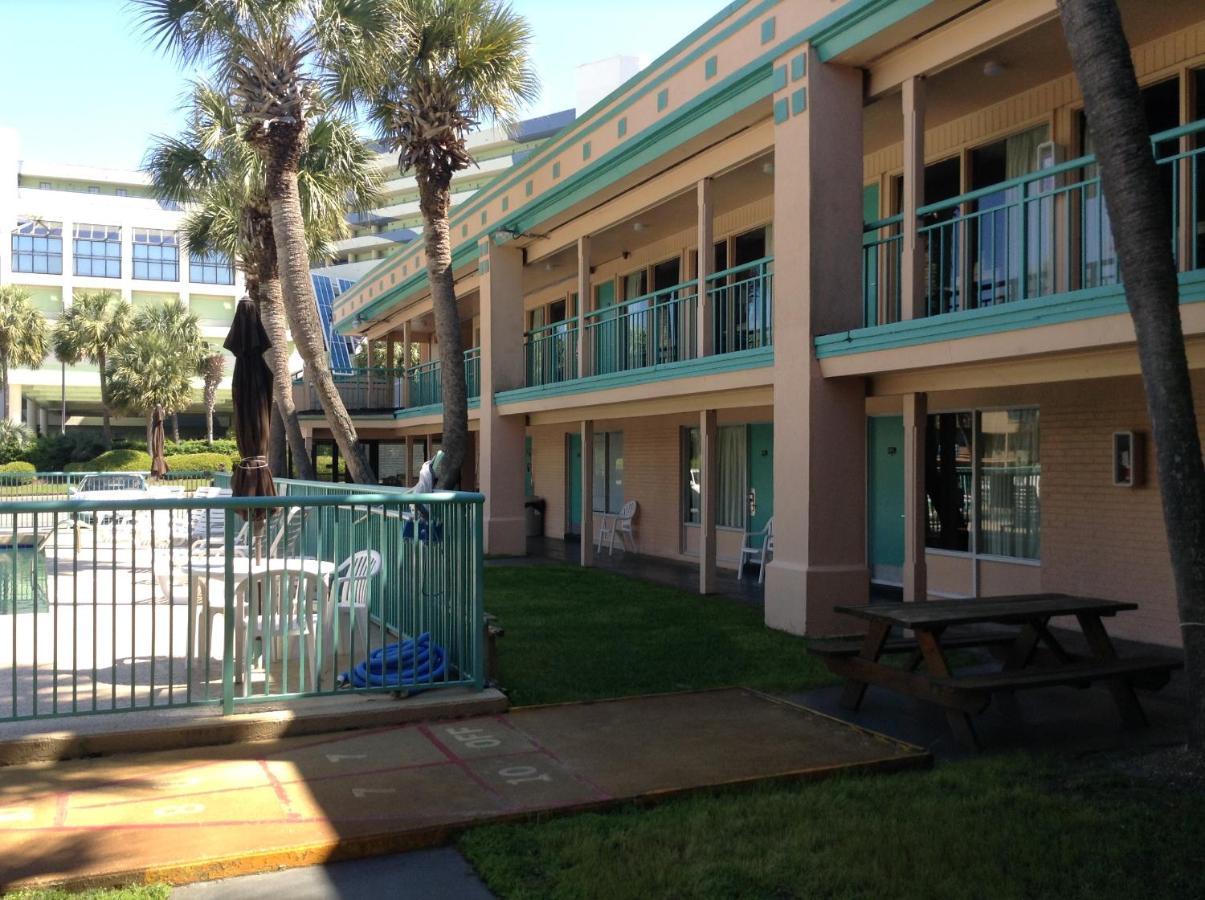 Royal Palace Inn And Suites Myrtle Beach Ocean Blvd Bagian luar foto