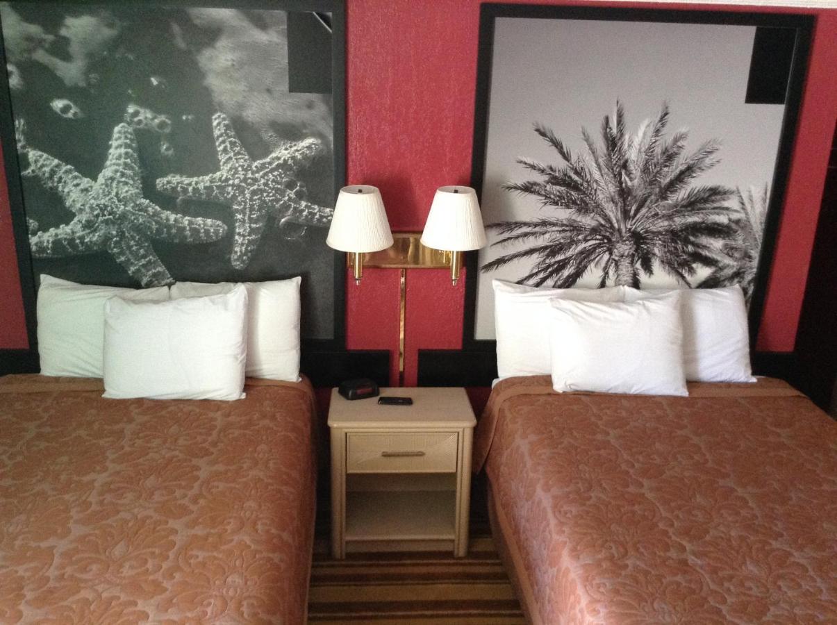 Royal Palace Inn And Suites Myrtle Beach Ocean Blvd Bagian luar foto
