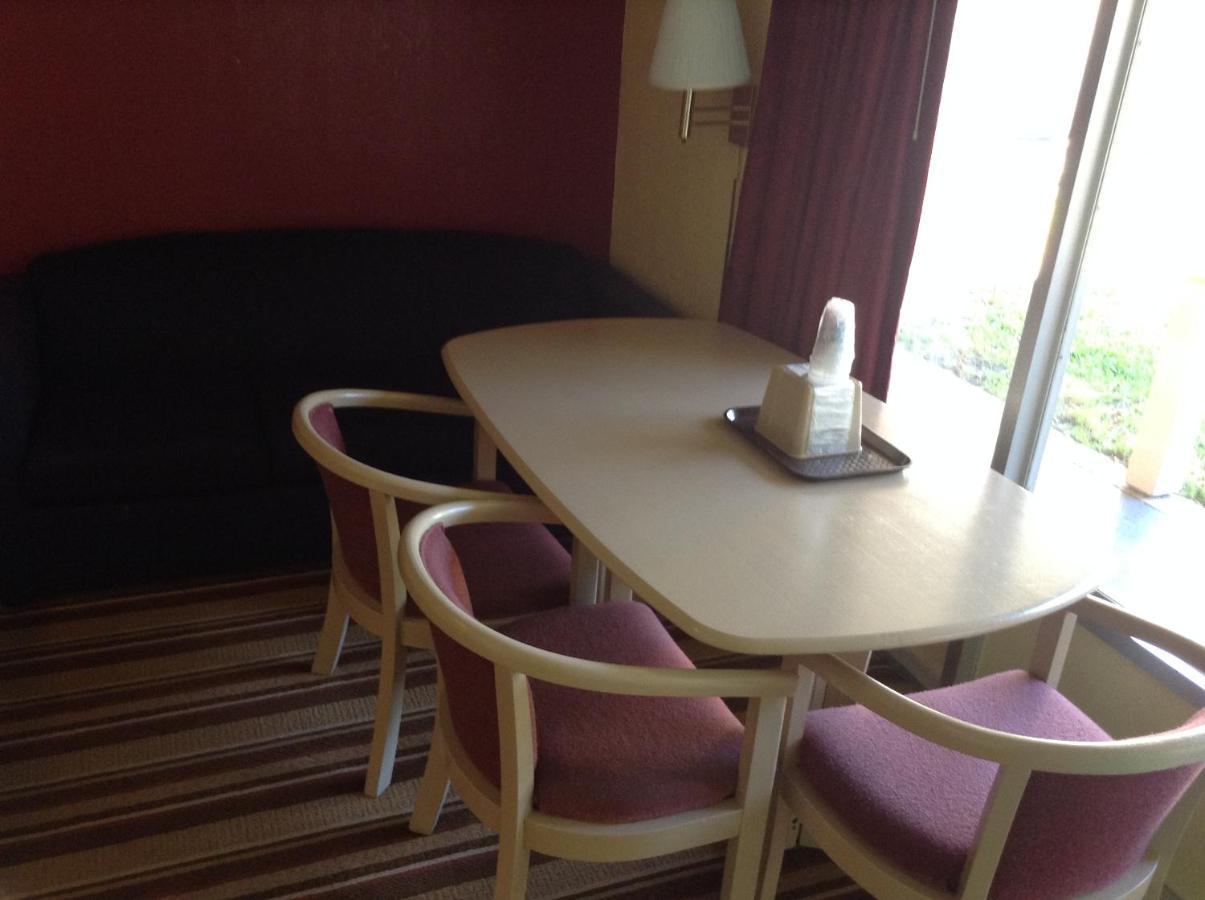 Royal Palace Inn And Suites Myrtle Beach Ocean Blvd Bagian luar foto