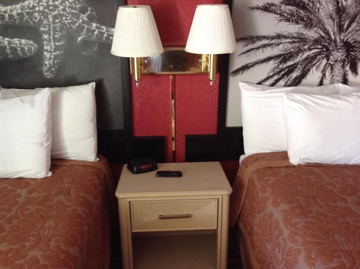 Royal Palace Inn And Suites Myrtle Beach Ocean Blvd Bagian luar foto